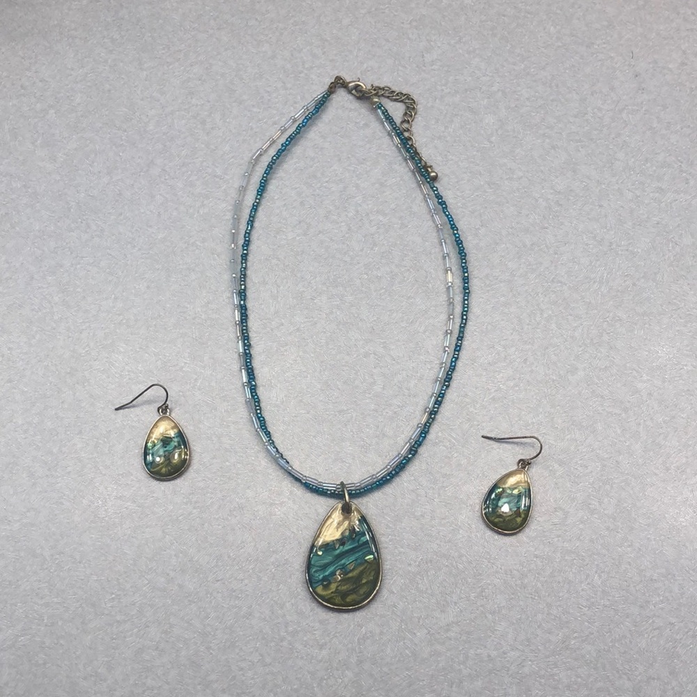 Blue and green necklace & earrings